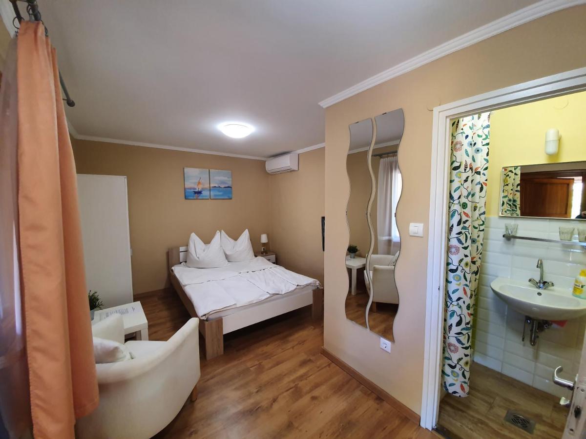 Apartmán Muskátlis Ház Balatonlelle Exteriér fotografie