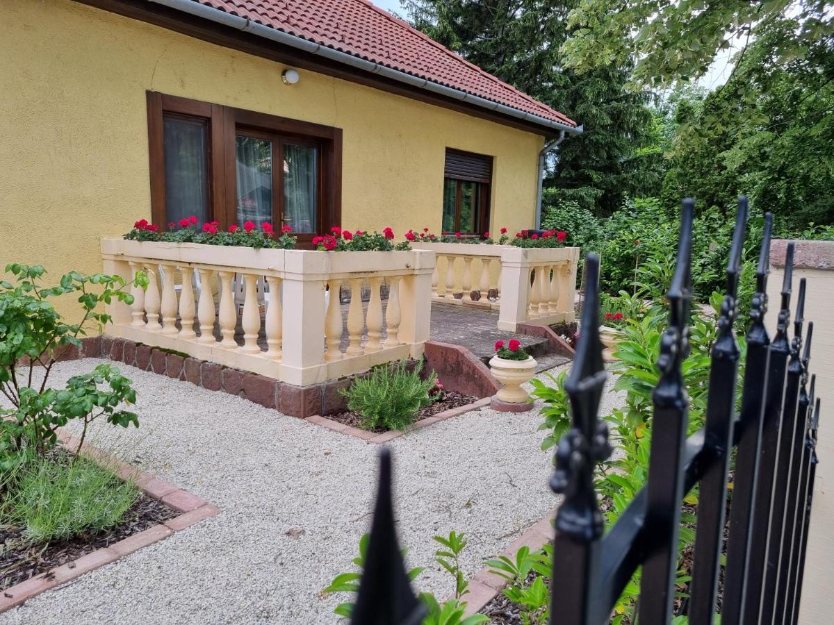 Apartmán Muskátlis Ház Balatonlelle Exteriér fotografie